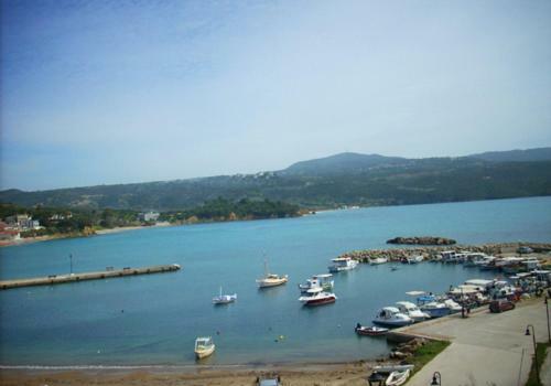 To Limanaki Daire Finikounta Dış mekan fotoğraf